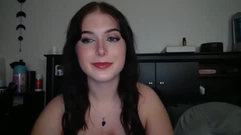 auroralightz1 online show from 09.20.25