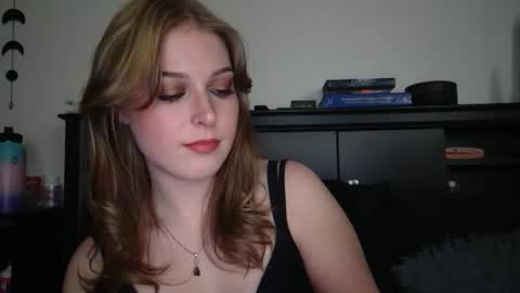 Snapshot of auroralightz1 chatting on 01.06.26 auroralightz1 online show from 01.06.26