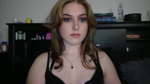 Snapshot of auroralightz1 chatting on 03.04.26 auroralightz1 online show from 03.04.26