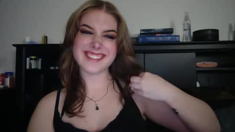 Snapshot of auroralightz1 chatting on 03.05.26 auroralightz1 online show from 03.05.26