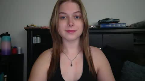 Snapshot of auroralightz1 chatting on 08.06.26 auroralightz1 online show from 08.06.26