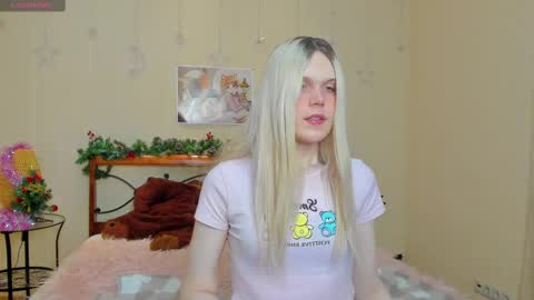Aurora online show from 12.19.24