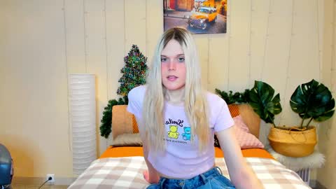 Aurora online show from 12.29.24