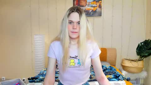 Aurora online show from 02.16.25
