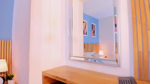 Snapshot of aurorapink_ chatting on 02.03.26 Aurora online show from 02.03.26