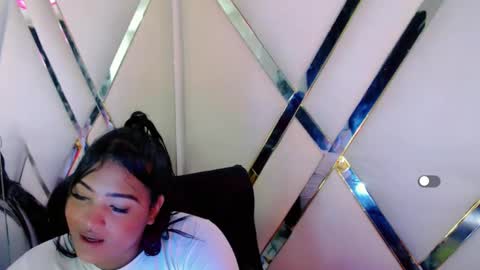 Aurora online show from 10.20.25