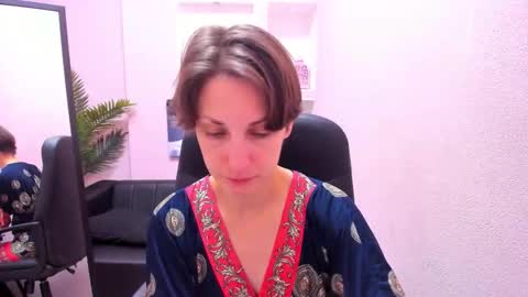 Aurora online show from 10.15.25