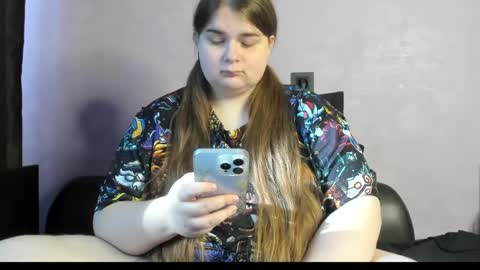 Snapshot of aushpana chatting on 09.30.25 aushpana online show from 09.30.25