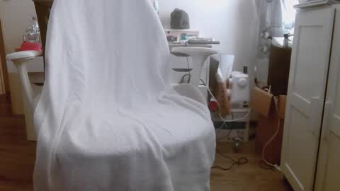 ausmopolitan online show from 12.03.25