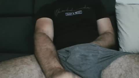 Snapshot of aussdiver chatting on 12.26.24 Aussie online show from 12.26.24