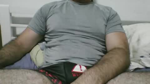 Snapshot of aussdiver chatting on 03.11.25 Aussie online show from 03.11.25