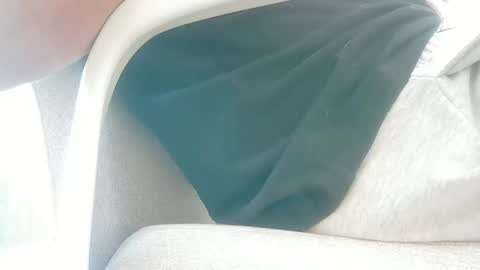 Snapshot of aussie5892 chatting on 03.12.25 Justin online show from 03.12.25