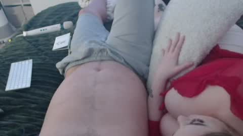 Snapshot of aussiecouple101798558 chatting on 06.27.26 aussiecouple101798558 online show from 06.27.26