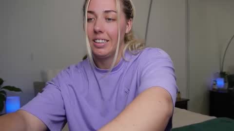 aussielulu online show from 12.01.25