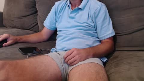 Snapshot of aussiemanvslady chatting on 01.06.25 AussieDeviantsAnomymous online show from 01.06.25