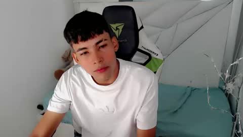 Snapshot of austin_col_ chatting on 11.07.25 AUSTIN online show from 11.07.25