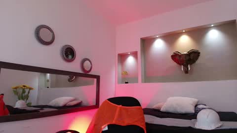 Snapshot of austin_collinss chatting on 01.17.25 AUSTIN online show from 01.17.25