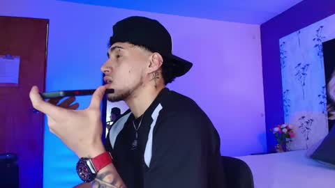 Snapshot of austin_collinss chatting on 03.11.25 AUSTIN online show from 03.11.25