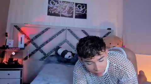 Snapshot of austin_connorr chatting on 09.13.25 austin online show from 09.13.25