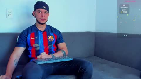 Snapshot of austin_curry chatting on 10.13.25 A online show from 10.13.25