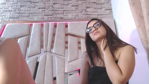 austin_mia45 online show from 02.24.25