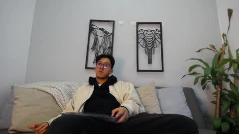 austinreeds online show from 11.09.25