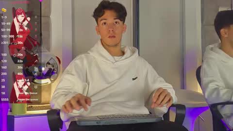 austinreeds online show from 03.26.26