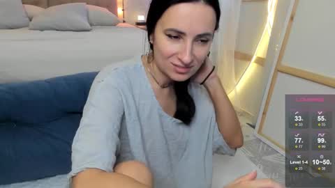 Ava online show from 11.10.25