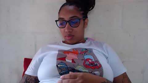 Snapshot of ava_f0xy chatting on 11.12.25 Ava Jordana online show from 11.12.25