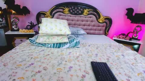 Snapshot of avaaaddamss chatting on 10.22.25 avaaaddamss online show from 10.22.25