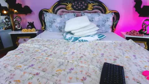 Snapshot of avaaaddamss chatting on 10.29.25 avaaaddamss online show from 10.29.25