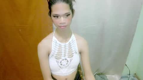 avacadaxcx online show from 10.15.25