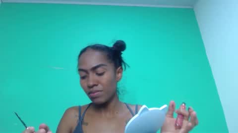 avalericherrycm101 online show from 11.12.25