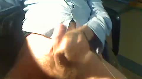 Snapshot of avan05 chatting on 10.27.25 avan05 online show from 10.27.25