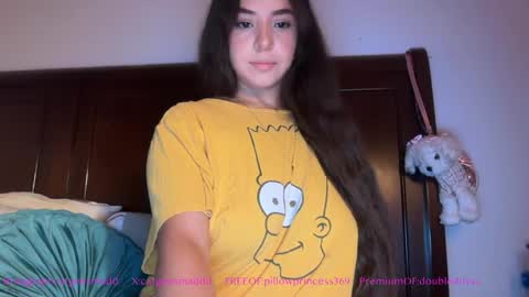 Snapshot of avangelinefunn99 chatting on 05.18.26 avangelinefunn99 online show from 05.18.26