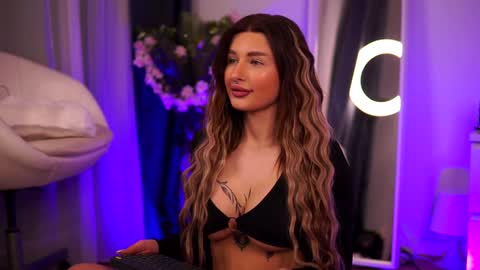 Carina online show from 01.21.25