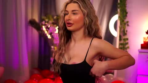 Carina online show from 02.12.25