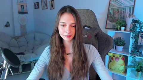Avie online show from 01.08.25