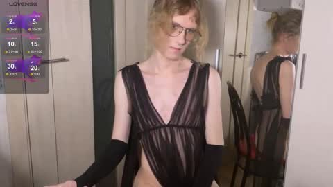 Snapshot of avery_adam chatting on 02.16.26 Alex online show from 02.16.26