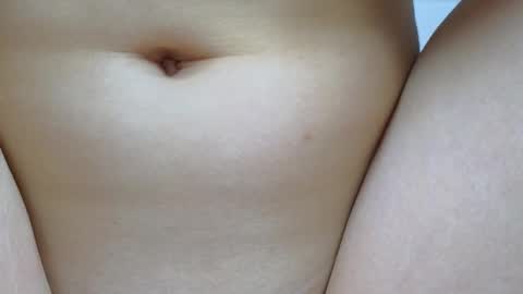 Snapshot of avgustina_love chatting on 03.01.25 avgustina_love online show from 03.01.25