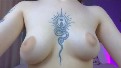 avgustina_love online show from 10.29.25