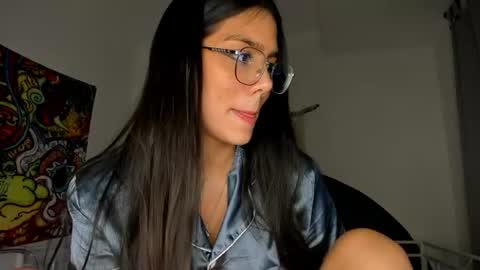 Snapshot of avis12_ chatting on 07.10.26 Follow me Pvt and c2c is on online show from 07.10.26