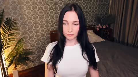 Viole t online show from 11.10.25