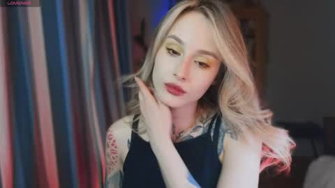 Snapshot of aviva_faith chatting on 05.01.26 Aviva online show from 05.01.26