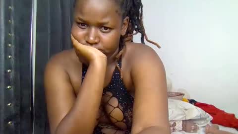 Snapshot of avril_lily chatting on 02.09.26 Avril online show from 02.09.26