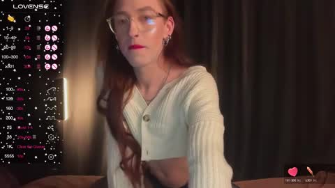 Snapshot of avril_pearly_ chatting on 02.25.25 avril_pearly_ online show from 02.25.25