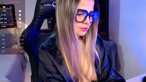 Avrill Morgan online show from 10.13.25