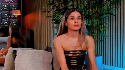 AVRILL CYRUX online show from 01.21.25