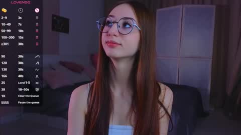 Avril online show from 09.10.25