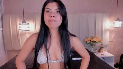 Snapshot of avy_cb chatting on 02.01.26 avy_cb online show from 02.01.26